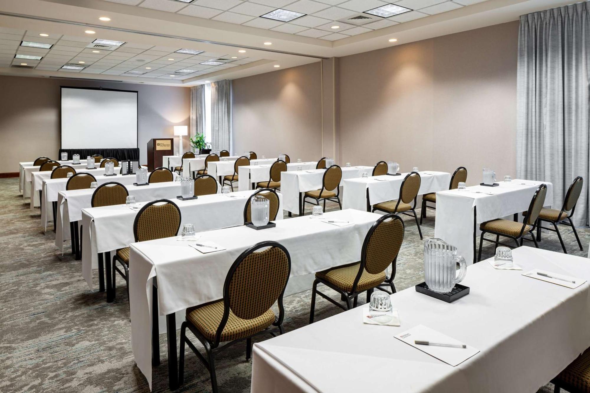 Hilton Garden Inn Chicago O'Hare Airport Des Plaines Exterior photo