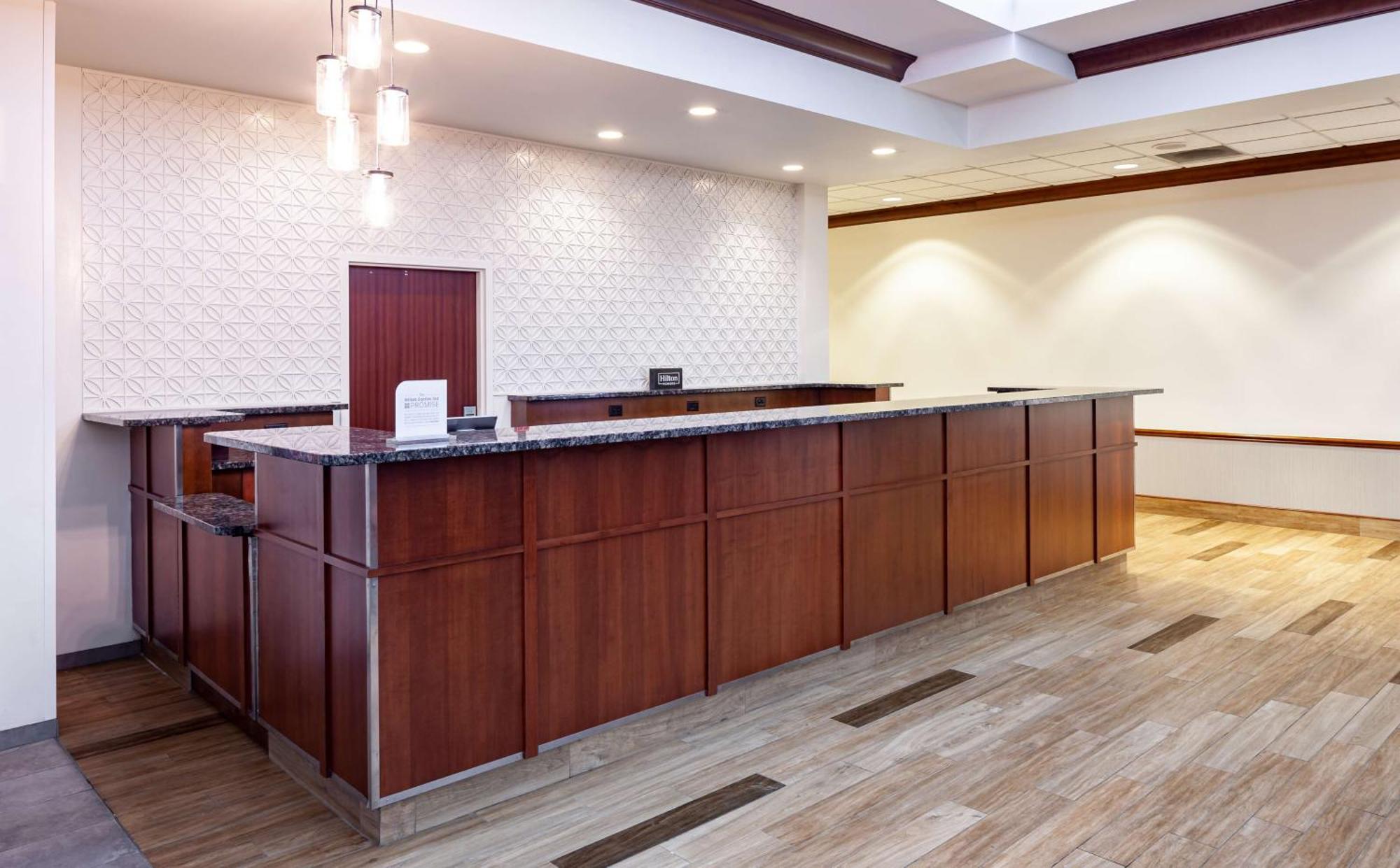 Hilton Garden Inn Chicago O'Hare Airport Des Plaines Exterior photo